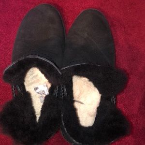 UGG BLACK ANKLE BOOTS SIZE 8